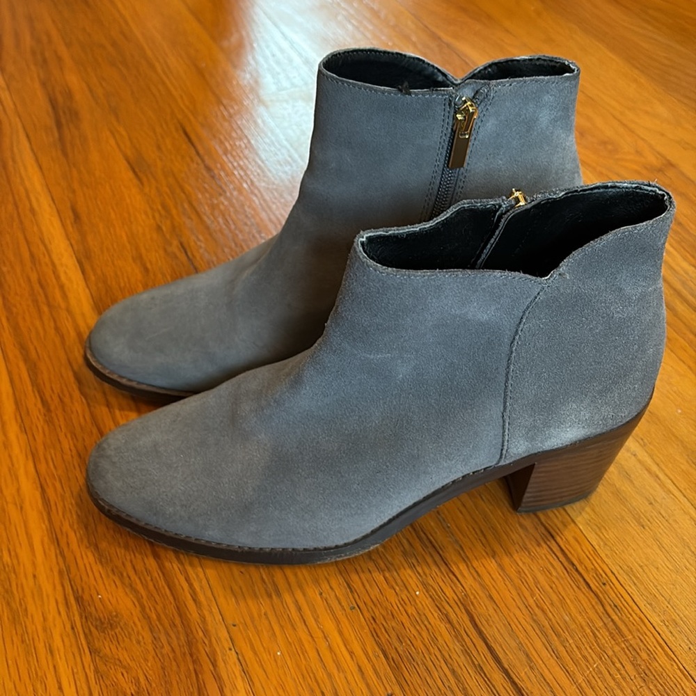 Womens Lands End Harris Suede Zip Ankle Boots size 9